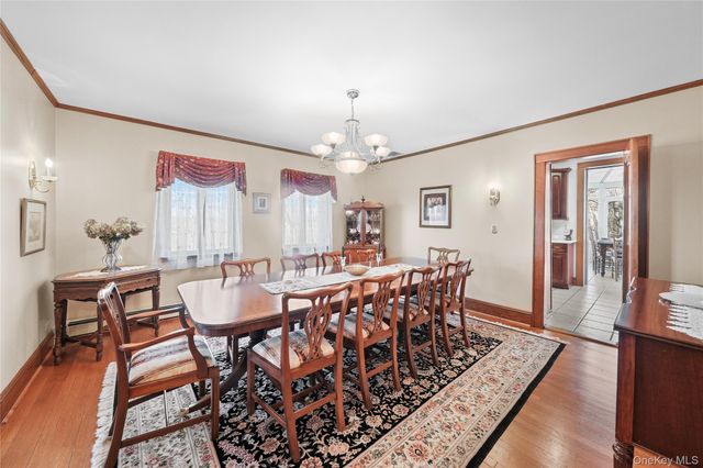 39 Park Circle, White Plains, NY 10603