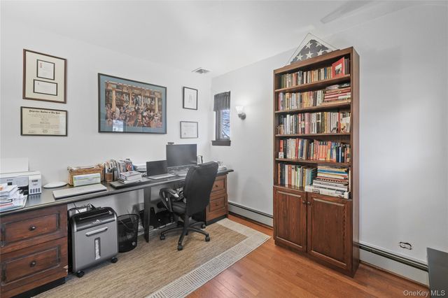 39 Park Circle, White Plains, NY 10603