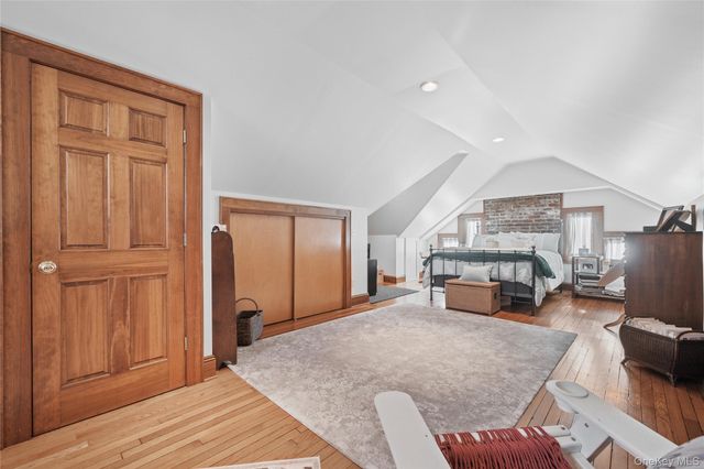39 Park Circle, White Plains, NY 10603