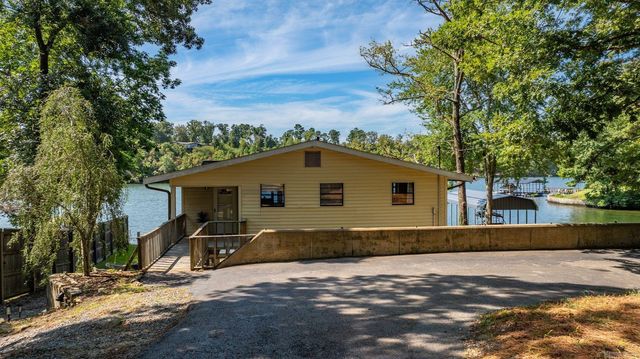325 Galveston Rd Drive, Hot Springs, AR 71913