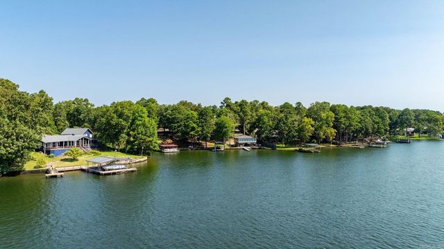 325 Galveston Rd Drive, Hot Springs, AR 71913