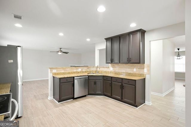 105 Dane Terrace, Warner Robins, GA 31088