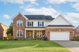 3911 Stonyrun Dr, Louisville, KY 40220