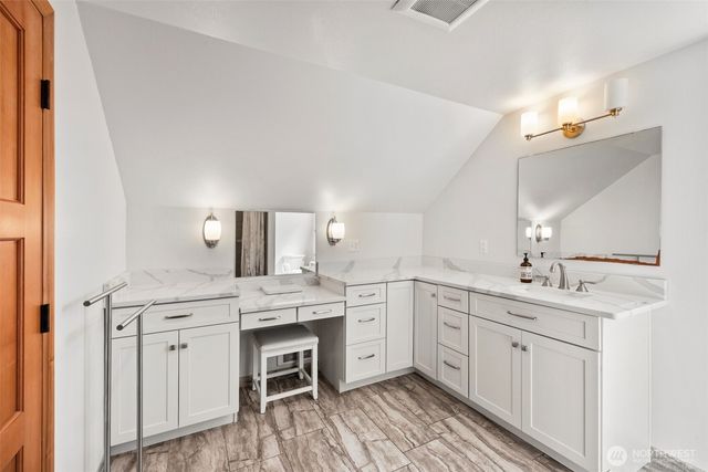 230 W 14th Street, Port Angeles, WA 98362