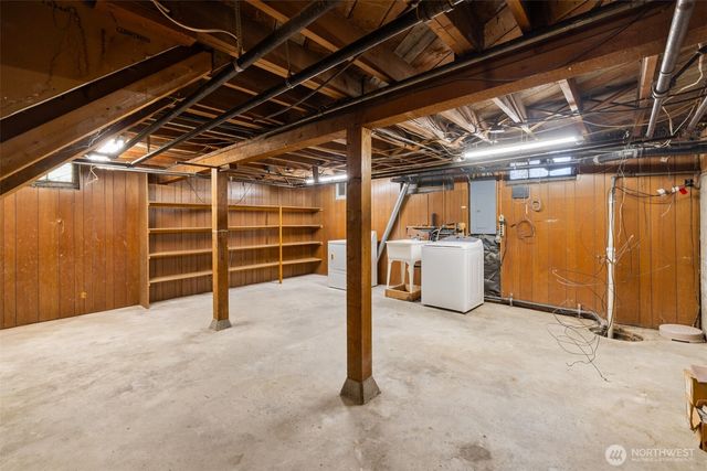 230 W 14th Street, Port Angeles, WA 98362