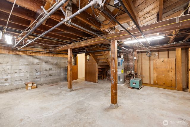 230 W 14th Street, Port Angeles, WA 98362