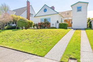 230 W 14th Street, Port Angeles, WA 98362