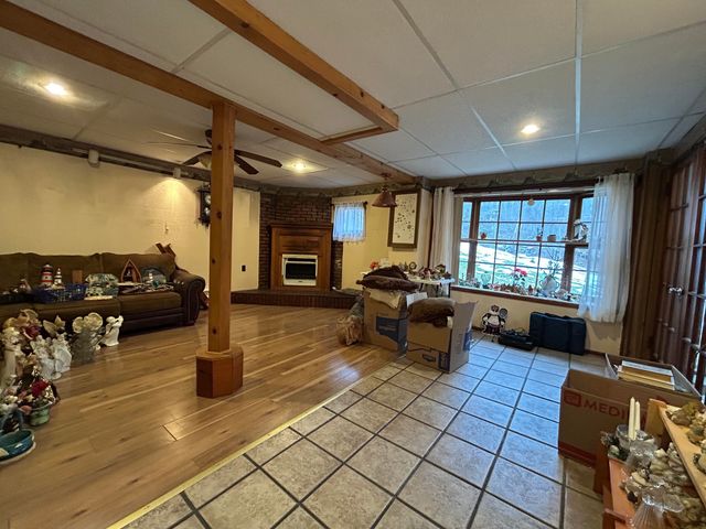 308 Spring Hollow RD, Troutville, VA 24175