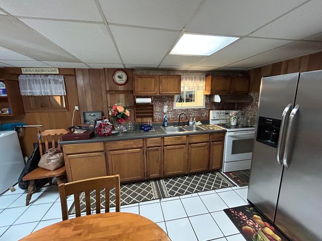 308 Spring Hollow RD, Troutville, VA 24175