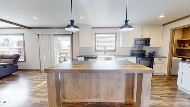 3027 Nc Hwy 210, Smithfield, NC 27577