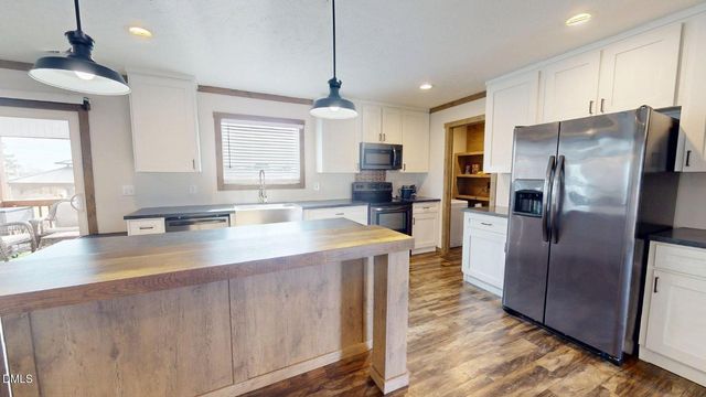 3027 Nc Hwy 210, Smithfield, NC 27577