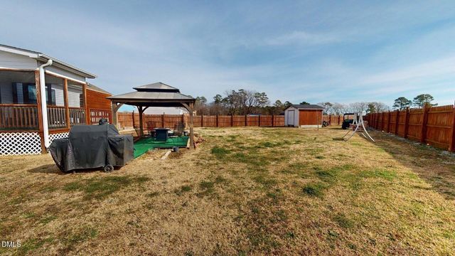 3027 Nc Hwy 210, Smithfield, NC 27577