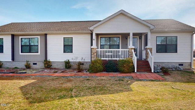 3027 Nc Hwy 210, Smithfield, NC 27577