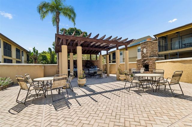 10100 SAILWINDS BOULEVARD N 202, Largo, FL 33773