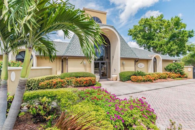 10100 SAILWINDS BOULEVARD N 202, Largo, FL 33773