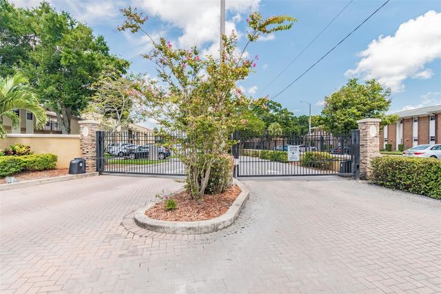 10100 SAILWINDS BOULEVARD N 202, Largo, FL 33773