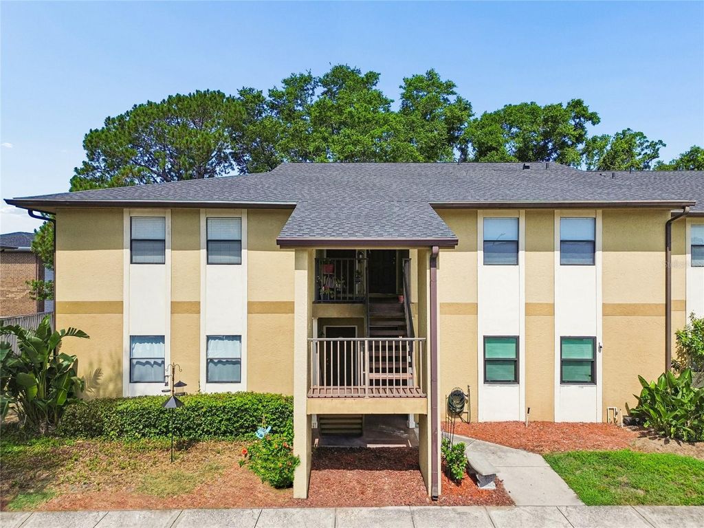 10100 SAILWINDS BOULEVARD N 202, Largo, FL 33773