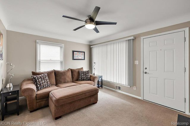 1544 Geneva Street, Dearborn, MI 48124