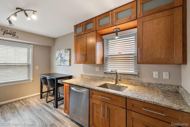 1544 Geneva Street, Dearborn, MI 48124