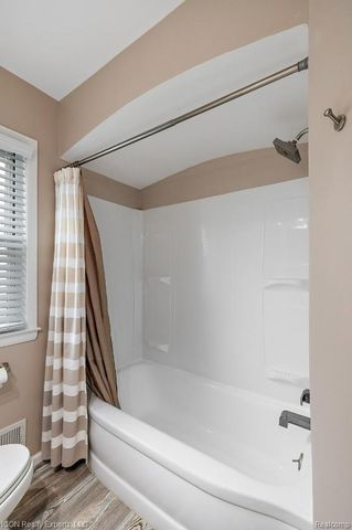 1544 Geneva Street, Dearborn, MI 48124