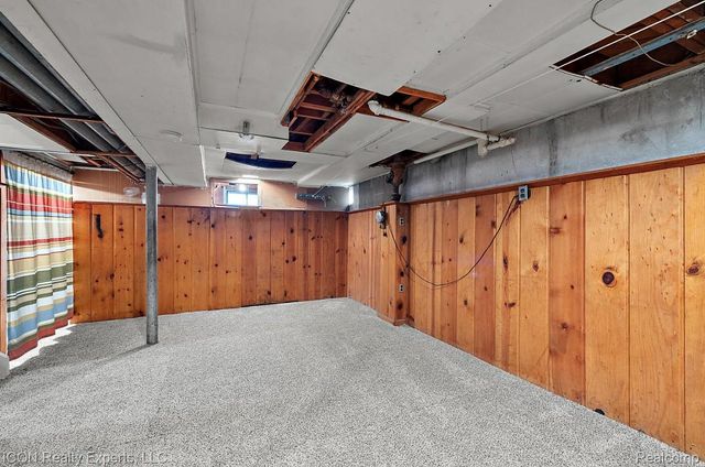 1544 Geneva Street, Dearborn, MI 48124