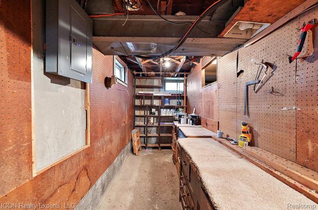 1544 Geneva Street, Dearborn, MI 48124