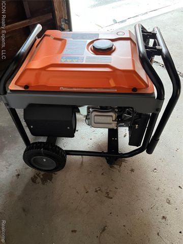 1544 Geneva Street, Dearborn, MI 48124