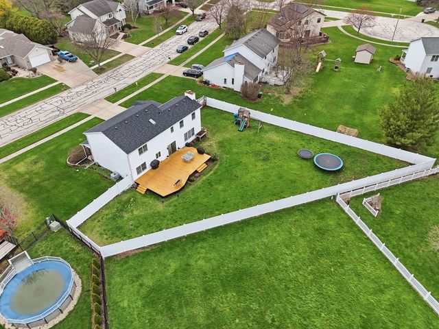24821 S River Trail, Channahon, IL 60410