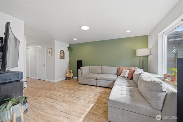 110 S Dunham Avenue, Arlington, WA 98223