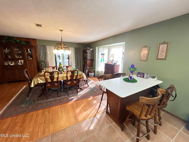 654 Koula Place, Diamondhead, MS 39525