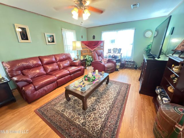 654 Koula Place, Diamondhead, MS 39525