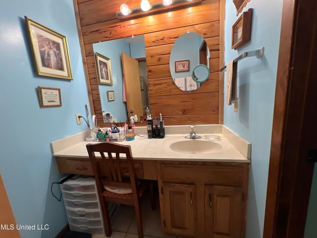654 Koula Place, Diamondhead, MS 39525