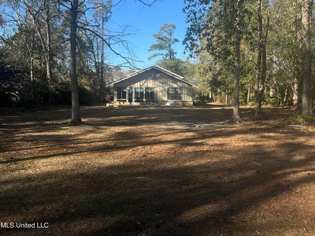 654 Koula Place, Diamondhead, MS 39525
