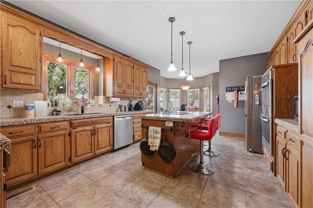 3312 SW Meyer Boulevard, Blue Springs, MO 64015
