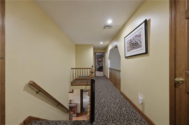 3312 SW Meyer Boulevard, Blue Springs, MO 64015