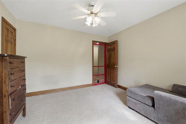 3312 SW Meyer Boulevard, Blue Springs, MO 64015