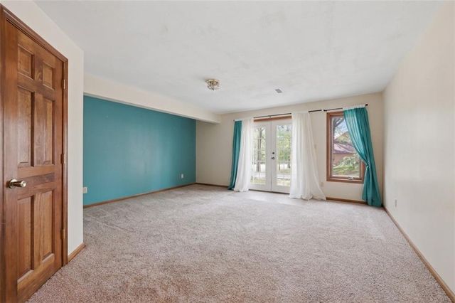 3312 SW Meyer Boulevard, Blue Springs, MO 64015