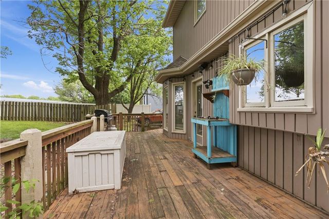 3312 SW Meyer Boulevard, Blue Springs, MO 64015