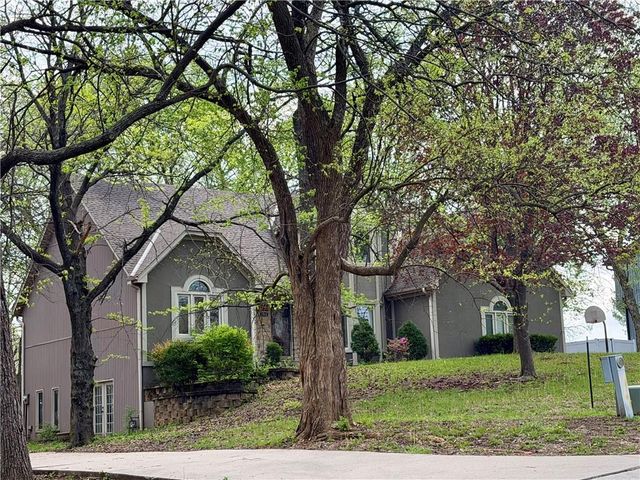 3312 SW Meyer Boulevard, Blue Springs, MO 64015