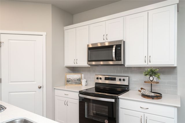 2841 SW Plaza Lane, Ankeny, IA 50023