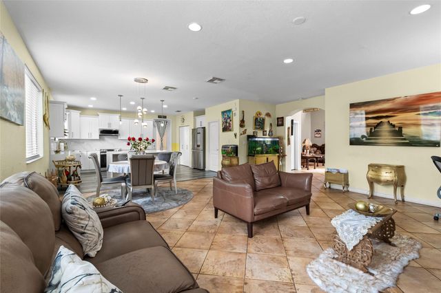 20426 NW 8th Ct, Miami Gardens, FL 33169