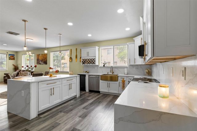 20426 NW 8th Ct, Miami Gardens, FL 33169