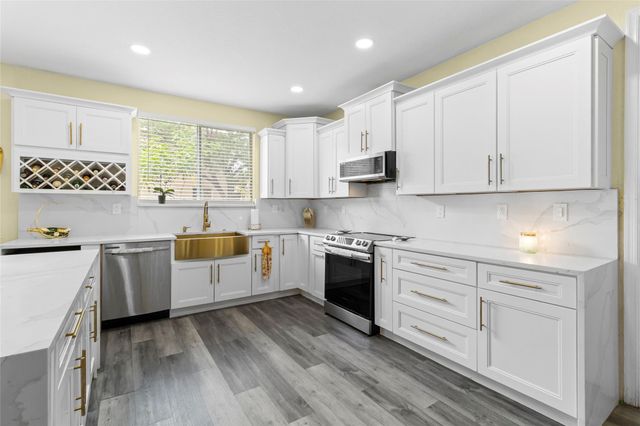 20426 NW 8th Ct, Miami Gardens, FL 33169