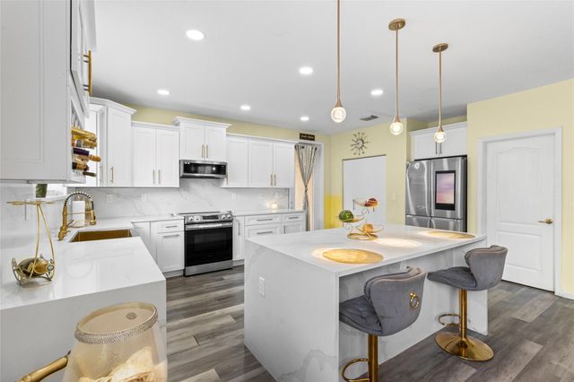 20426 NW 8th Ct, Miami Gardens, FL 33169