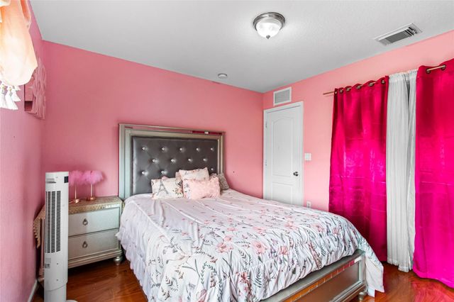 20426 NW 8th Ct, Miami Gardens, FL 33169