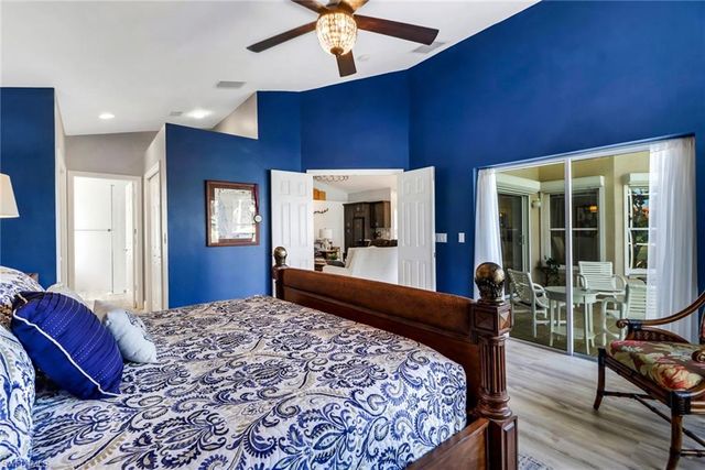1059 Jardin DR, Naples, FL 34104