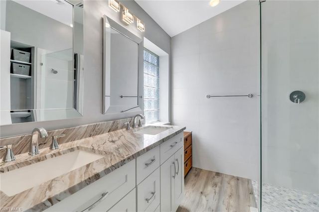 1059 Jardin DR, Naples, FL 34104