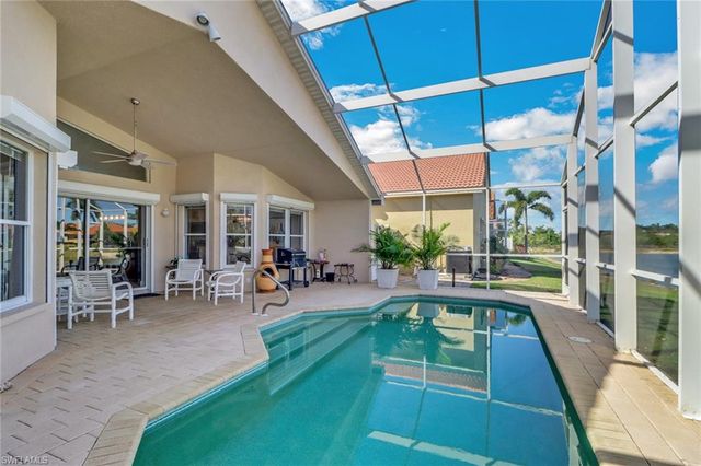 1059 Jardin DR, Naples, FL 34104