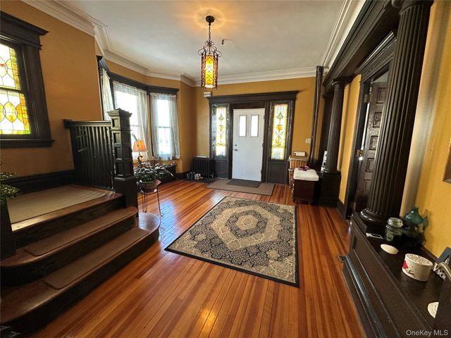 225 Beach 120th Street, Rockaway Park, NY 11694