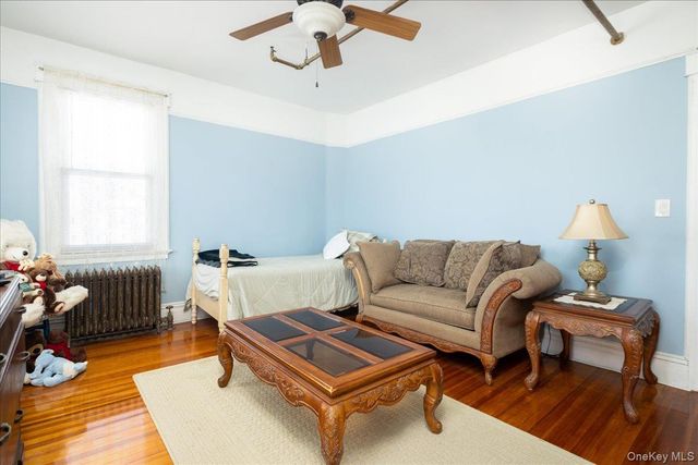 225 Beach 120th Street, Rockaway Park, NY 11694